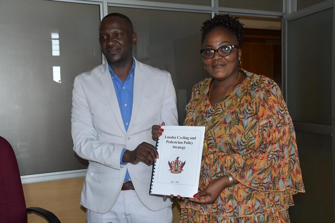 Lusaka Mayor Chilando Chitangala with ZRST Chairman Daniel Mwamba